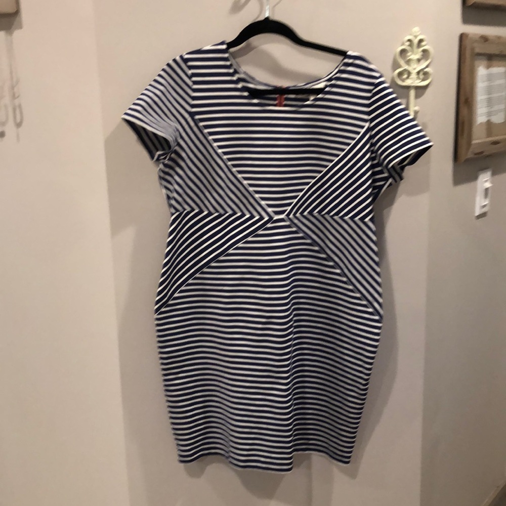Jessica Simpson Navy and White Maternity Dress